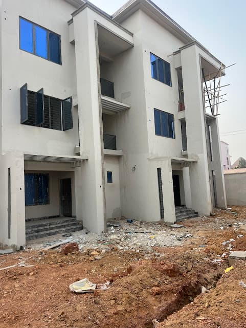 Block of terraced triplexes Kaduna